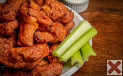 Buffalo Hot Wings - The Worst Bedtime Foods for Weight Loss Buffalo Hot Wings - The Worst Bedtime Foods for Weight Loss