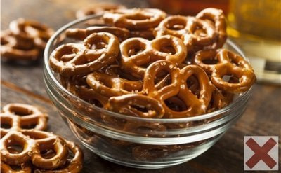 Pretzels - The Worst Bedtime Foods for Weight Loss Pretzels - The Worst Bedtime Foods for Weight Loss